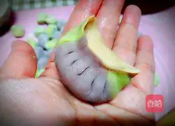 Illustration of how to make colorful dumplings 6