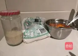 Illustration of how to make sweet potato sesame cake 1