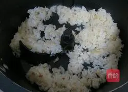 How to make Laoganma’s lard and egg fried rice Illustration 5