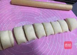 Illustration of how to make pickled pork buns 12