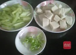 Pepper-flavored steamed buns clear Illustration of how to stir-fry 2