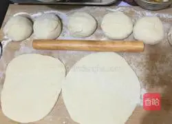Illustration of how to make flatbread 9