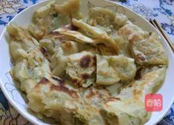 Illustration of how to make hot noodles and scallion pancakes 22