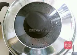 Illustration of how to make pork buns with leftover cabbage 15