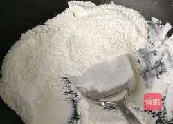 Illustration of how to stir-fry flour 3