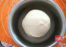 Illustration of how to make white flour steamed buns 5