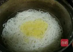 How to make double noodles with chicken sauce XO sauce Illustration 1