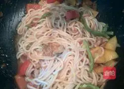 Illustration of how to make fried noodles 6