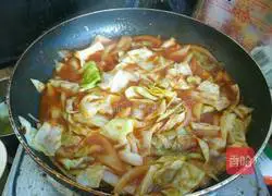 Illustration of Korean hot sauce fried noodles 7