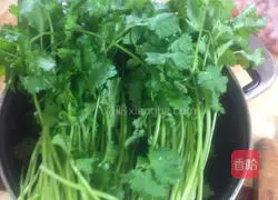 Illustration of how to make coriander dumplings 2