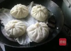 Pork and pickled cabbage Illustration of how to make steamed buns 7