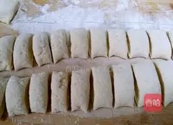 Illustration of how to cut steamed buns 5