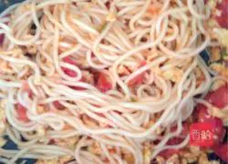 Illustration of how to make tomato and egg fried noodles 4