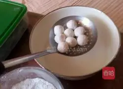 Illustration of how to make glutinous rice balls by hand 6