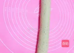 Illustration of how to make bean dregs steamed buns 9