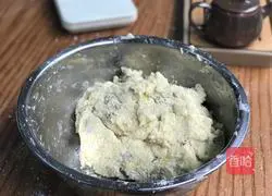 Starbucks Tibetan Scones Illustration of how to do it 10