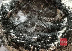 Illustration of how to make black sesame and brown sugar steamed buns 2