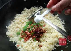 Golden Fried Rice Recipe Illustration 8