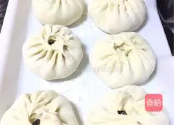 Illustration of how to make plum and vegetable dumplings 11