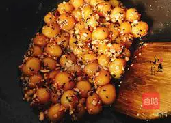 New handmade glutinous rice dumplings (糯米糍) Illustration of practice 15