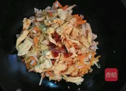 Illustration of how to make refreshing fried rice 16