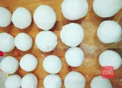 Red dates and wolfberry Illustration of making glutinous rice balls 9