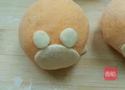 Illustration of how to make cartoon bird buns 9