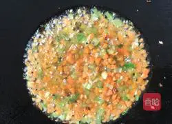 Multi-element fried rice (children's version) recipe illustration 6