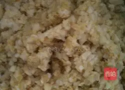 Pork Illustration of how to make pickled cabbage buns 3