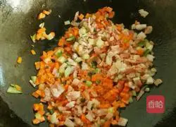 Bacon and egg fried rice Practice illustration 5