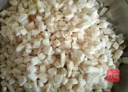 Illustration of how to make wontons 1