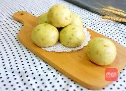 Illustration of how to make sweet potato and oatmeal steamed buns 15