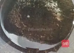 Illustration of how to make noodles with scallion oil 2