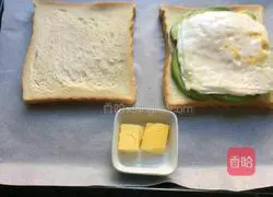 Illustration of how to make avocado sandwich 11