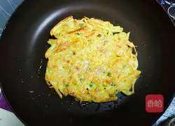 Illustration of how to make shredded potato and eggplant cake 5