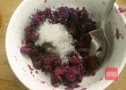 Crystal Purple Sweet Potato Rice Balls Recipe Illustration 5