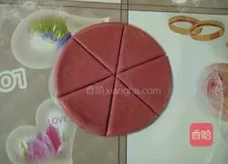 Illustration of how to make flower steamed buns 11