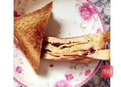 Egg, ham and meat floss sandwich Illustration of how to do it 7