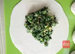 Leek and Pork Pie Recipe Illustration 12