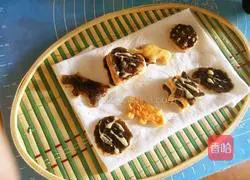 Illustration of how to make cute little scones 4