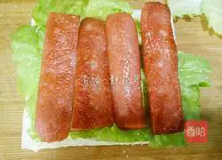 Illustration of how to make a simple sandwich 12