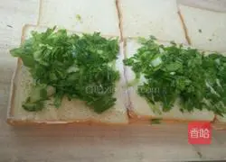 Illustration of how to make freshly grilled sandwiches 6