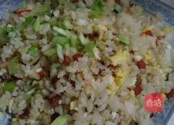 Illustration of how to make egg fried rice 4