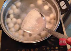 Illustration of how to make sweet and sour fruit glutinous rice balls 7