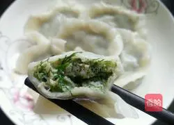 Illustration of how to make fennel stuffed dumplings 6
