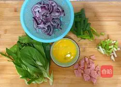 Illustration of home-style fried rice noodles 2