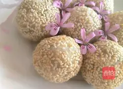 Illustration of how to make fried sesame dumplings 19