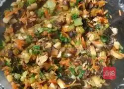 Illustration of how to make vegetarian steamed buns 8