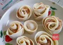 Illustration of how to make rose dumplings 3