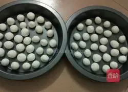 Illustration of how to make longan with glutinous rice balls 9